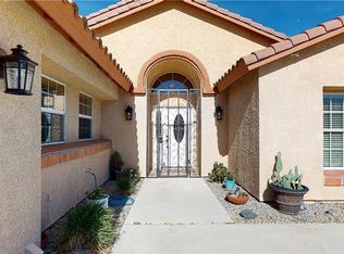 57166 Selecta Ave, Yucca Valley, CA 92284