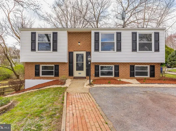 101 Deerfield Pl, Frederick, MD 21702