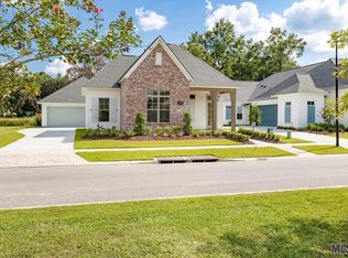 12724 Solemn Oaks Ave, Baton Rouge, LA 70818