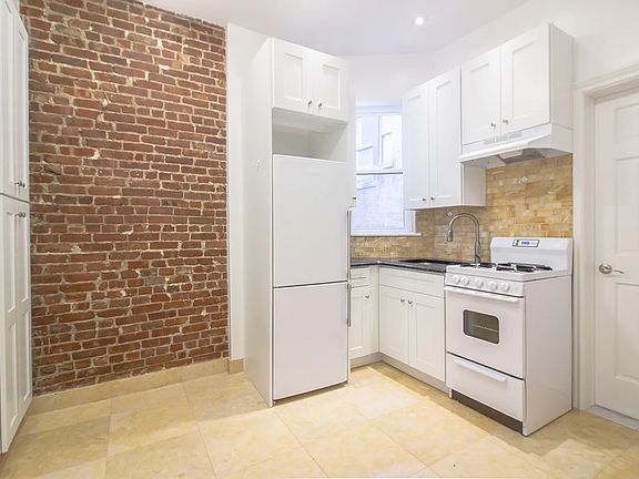 4th image of 510 E 82nd St APT 3D
