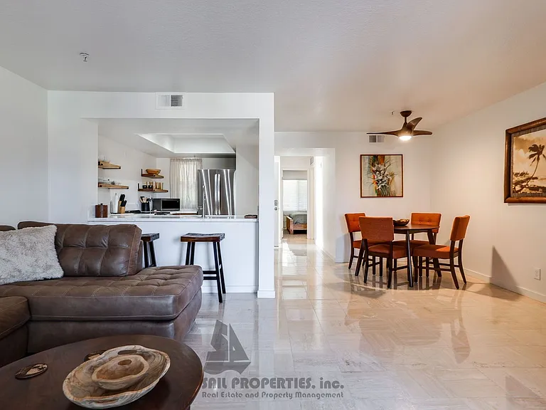 1200 Pacific Coast Hwy #327 — Photo 11
