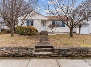 85 Parnell St, Providence, RI 02909