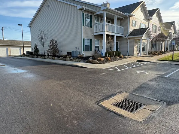 29822 Center Ridge Rd, Westlake, OH 44145