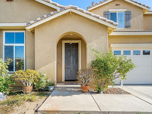 2nd image of 26483 Sequoia St