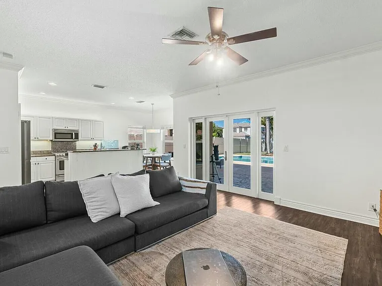 6779 Barrier Reef St — Photo 18