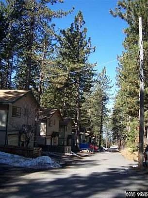 Lake access across the street