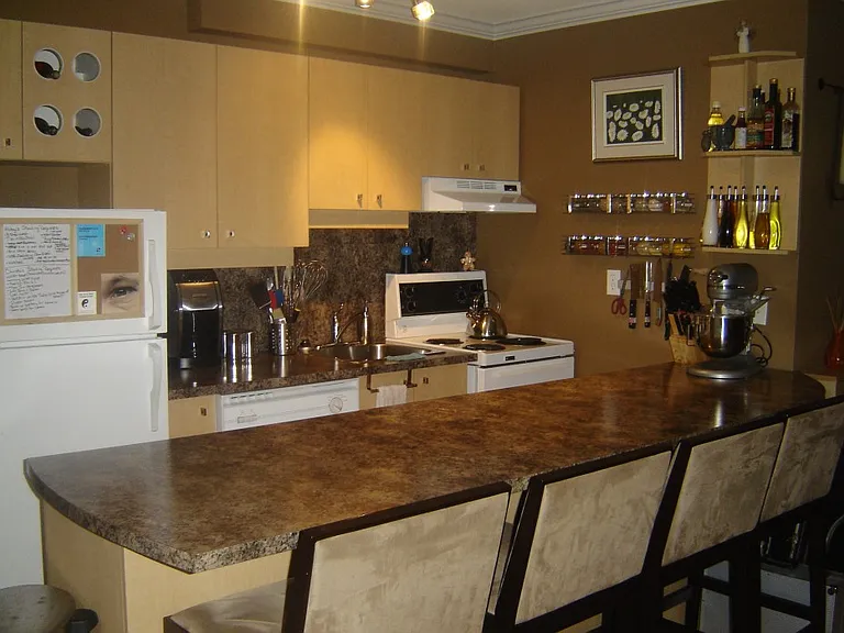 729 Cooper St — Photo 9