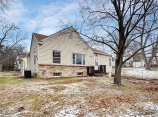 3500 Quail Ave N, Crystal, MN 55422