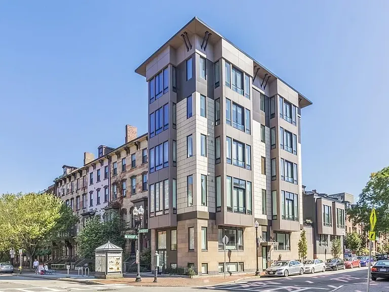 1672 Washington St #301 — Photo 13