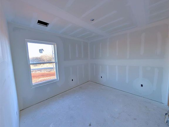 5th image of 2200 Winter Ridge Rd