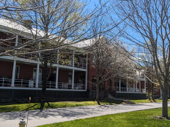 72 Mckinley Court, Portland, ME 04109