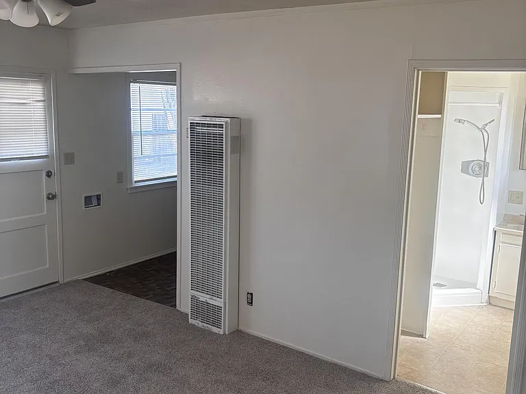 231 S G St #X — Photo 1