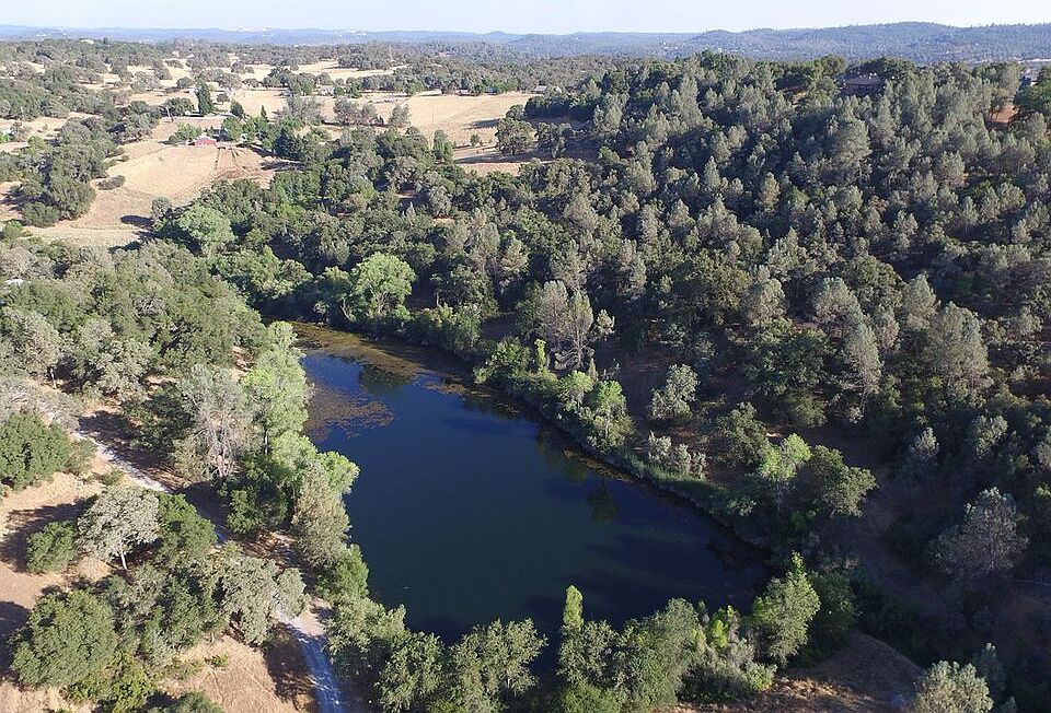 2nd image of 1240 Hidden Lake Dr