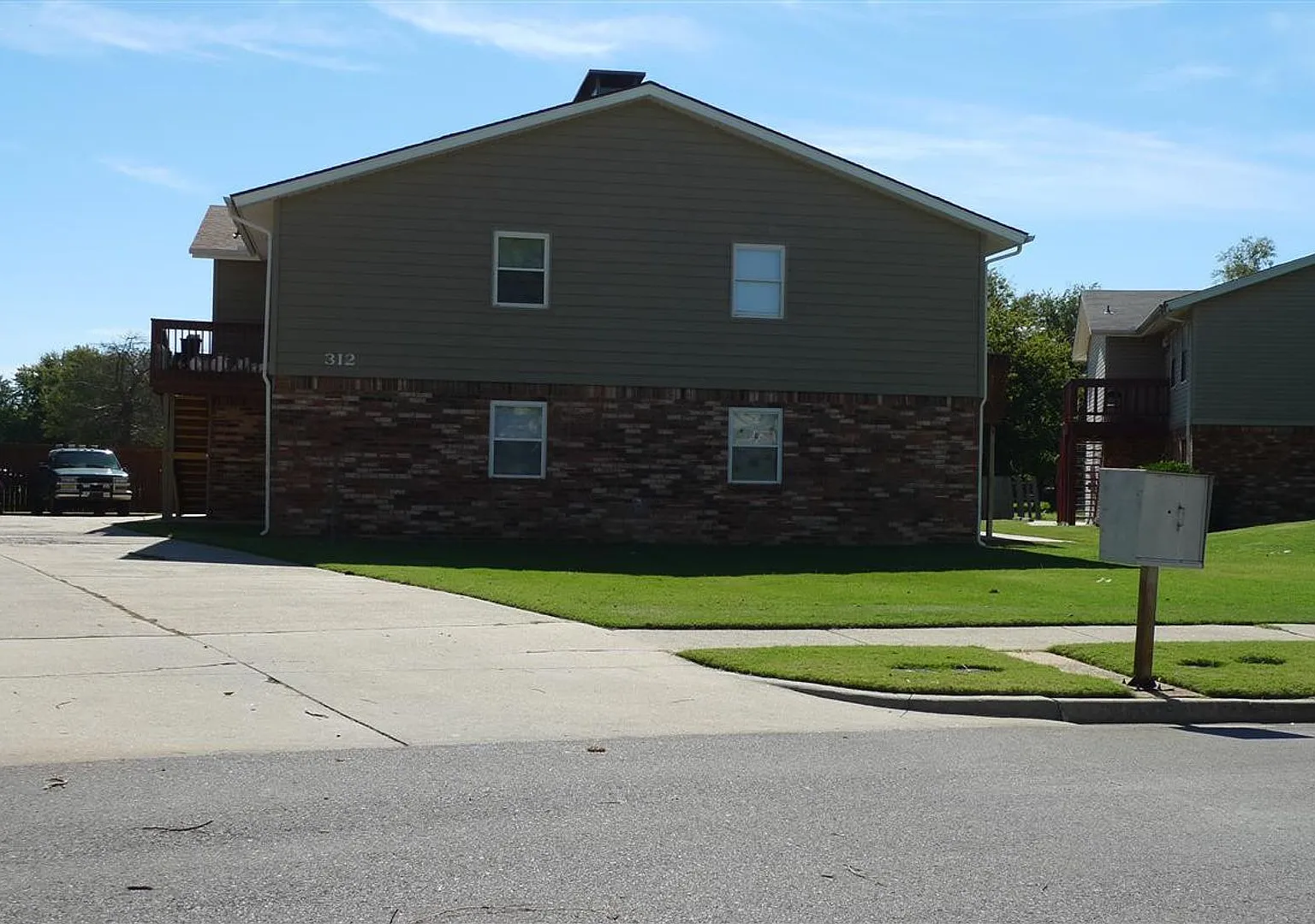 312 Chalmette — Photo 1