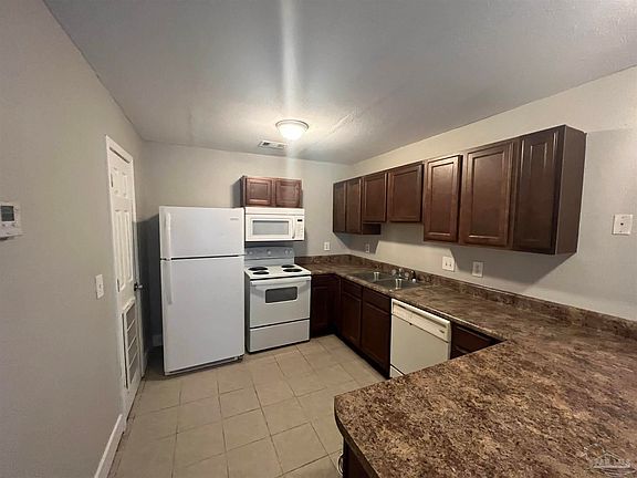 4th image of 6394 W Fairfield Dr APT C