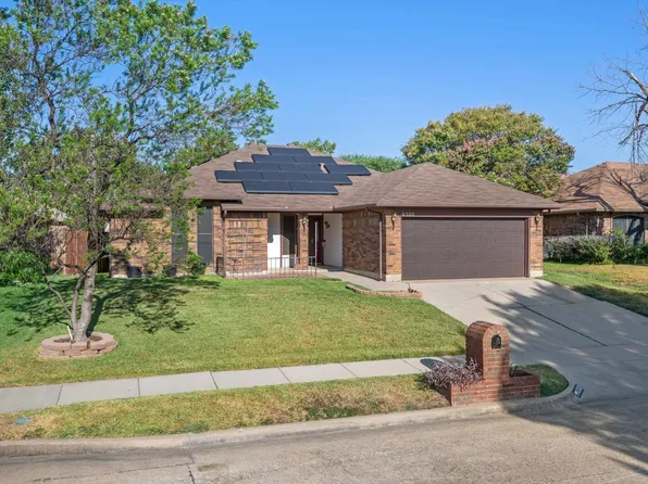 6300 Aires Dr, Arlington, TX 76001