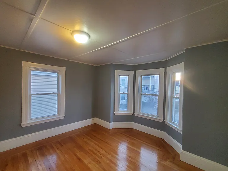 27 Phillips Ave #2 — Photo 6