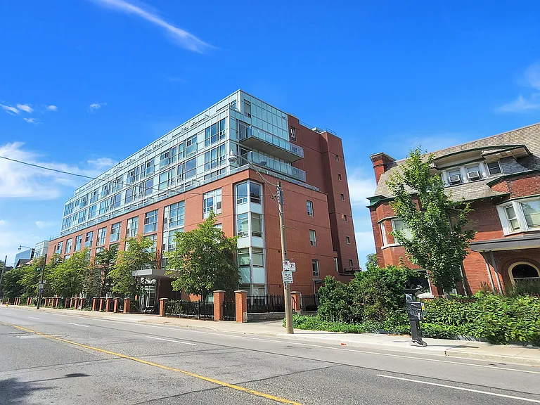 50 Spadina Rd — Photo 21