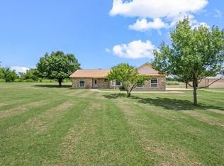 7655 Veal Station Rd, Azle, TX 76020