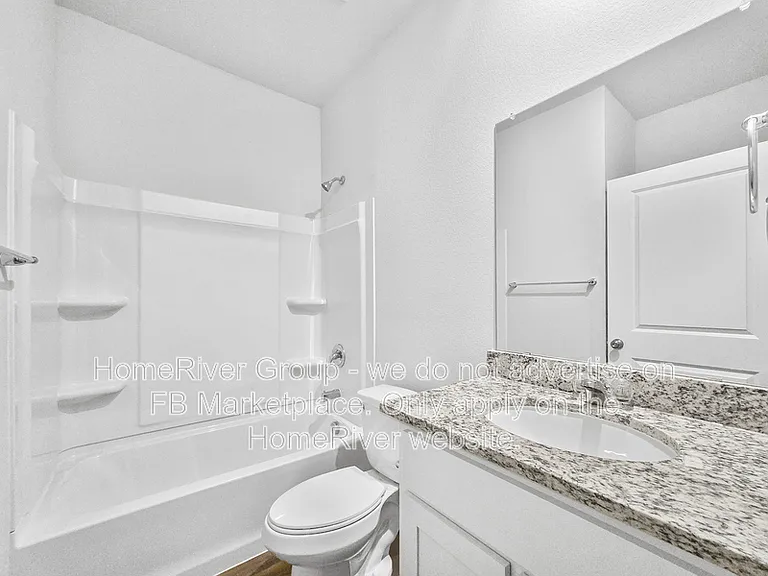 613 Jameson St — Photo 14