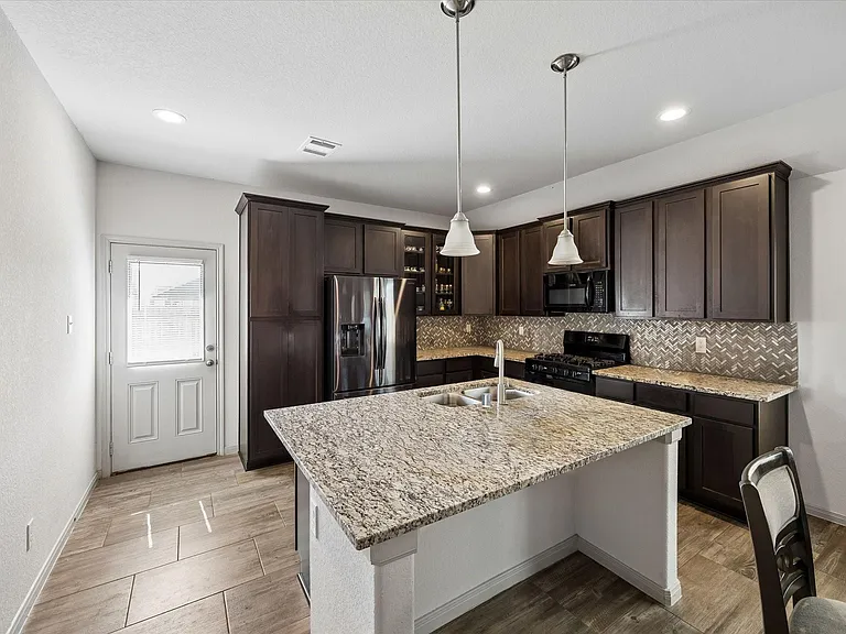 7931 Tuscan Cypress Dr — Photo 7