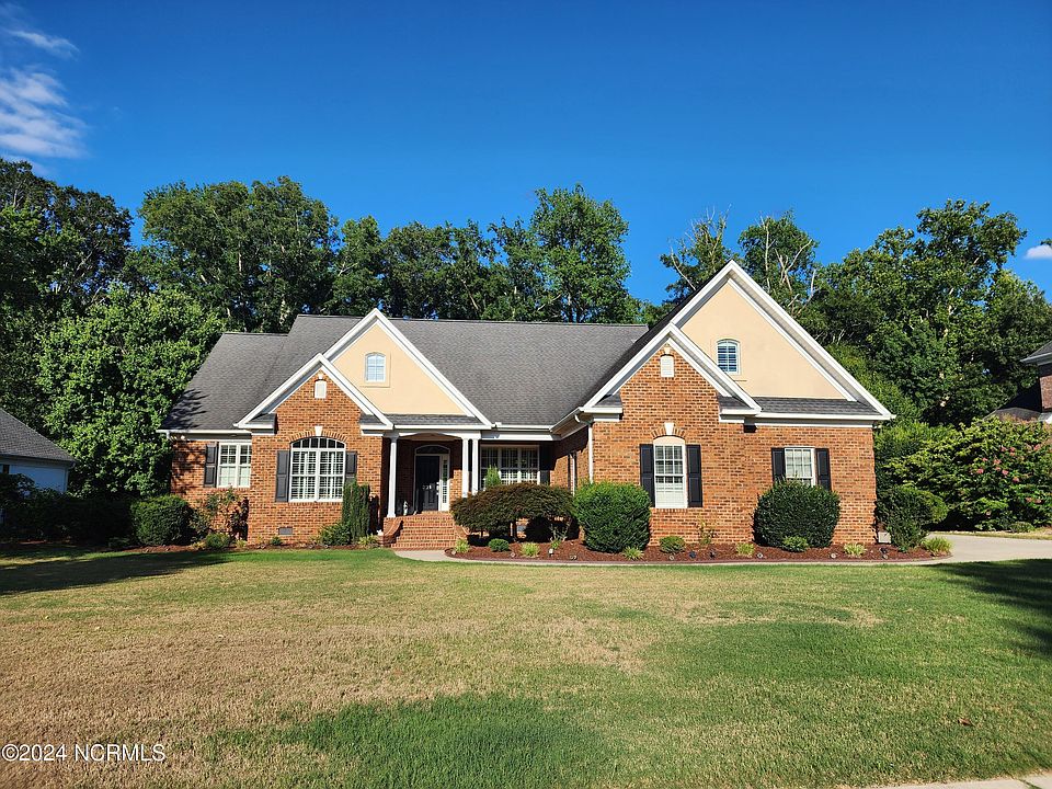 2nd image of 321 Golf View Dr