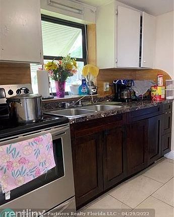 3rd image of 4157 Bougainvillea St