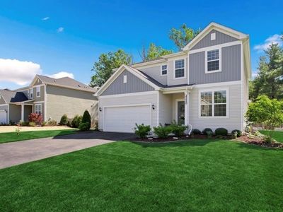2220 Walnut Glen Blvd, Island Lake, IL, 60042