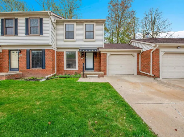 27976 Thorntree Ln, Harrison Township, MI 48045