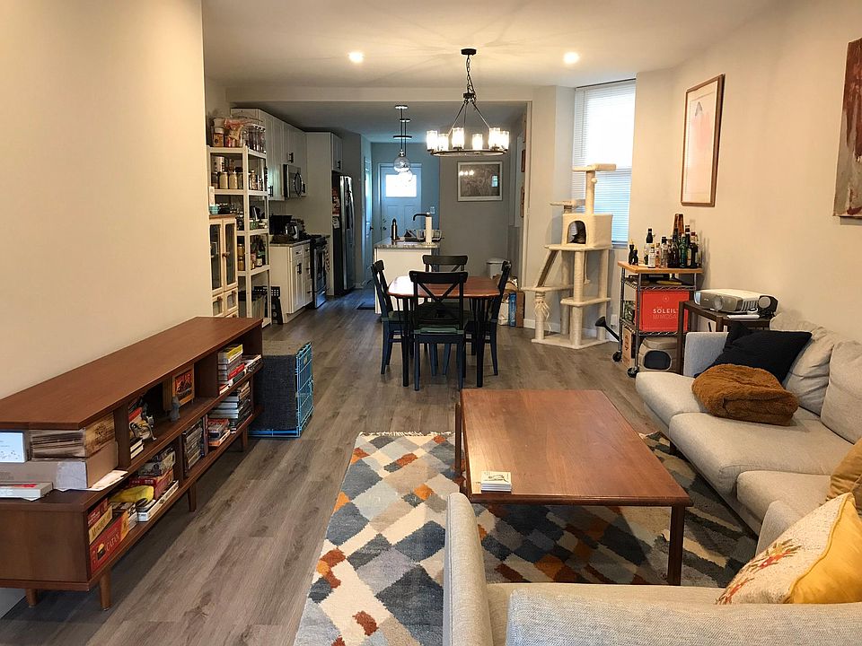 1st image of 1039 S 51st St