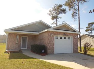 115 Slash Ln, Midway, FL 32343