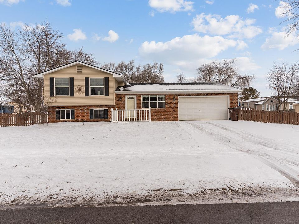 1st image of 8864 Canoe Dr