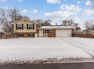 8864 Canoe Dr, Galloway, OH 43119