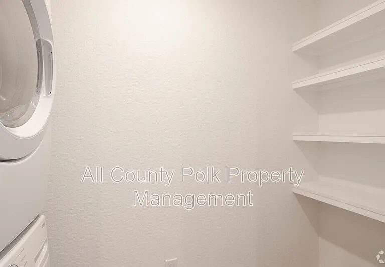 915 Ariana Apartment Community — Photo 27