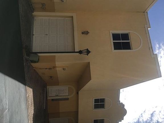 2nd image of 2951 SW 18th Ter