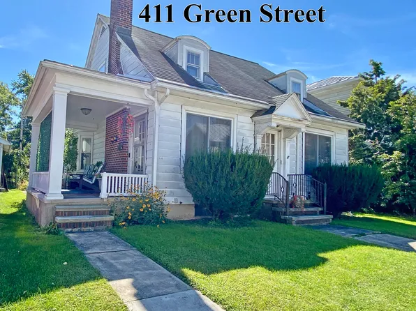 411 Green St, Mifflinburg, PA 17844