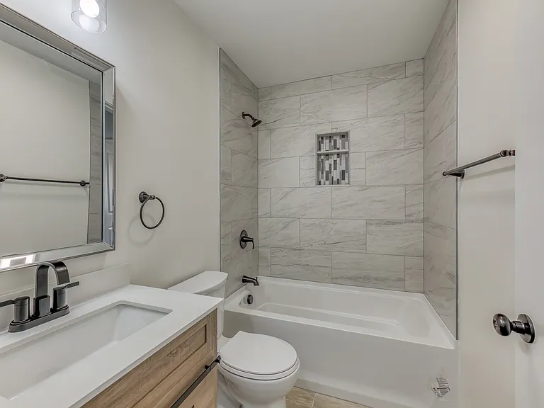107 Bettie St — Photo 12