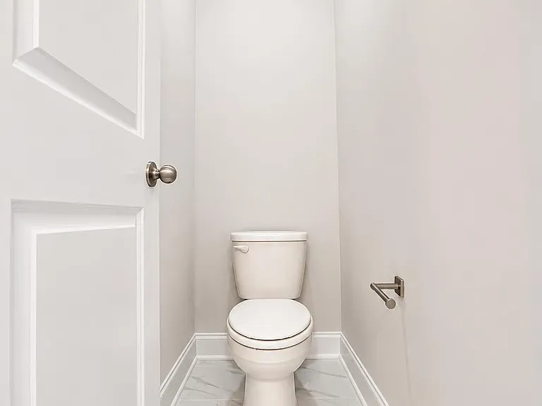 820 Alma Square Dr — Photo 17