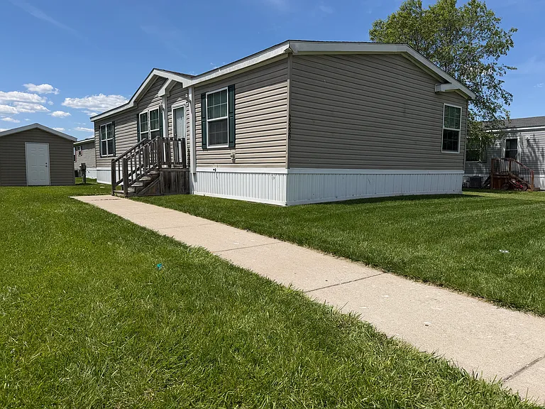 Woodhaven Place — Photo 15