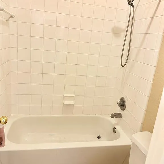 3723 Tumbling Falls Dr — Photo 19