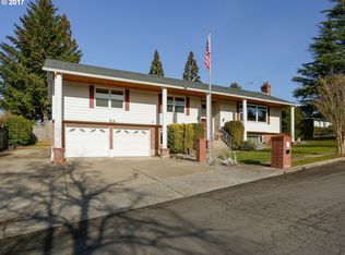 2525 SW 23rd St, Gresham, OR 97080