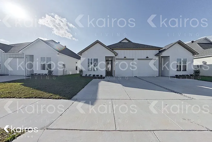 3 bed, 2.0 bath, 1505 sqft, $1,925 — Photo 2