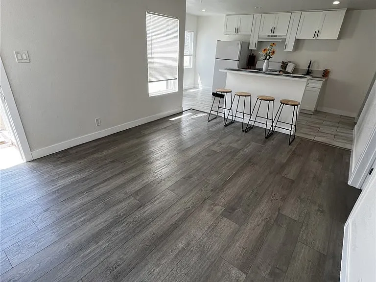 4516 S Normandie Ave #1/2 — Photo 2