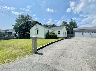 12 Freeborn St, Newport, RI 02840