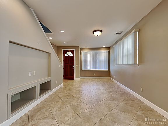 3rd image of 2280 South Dr Unit 9