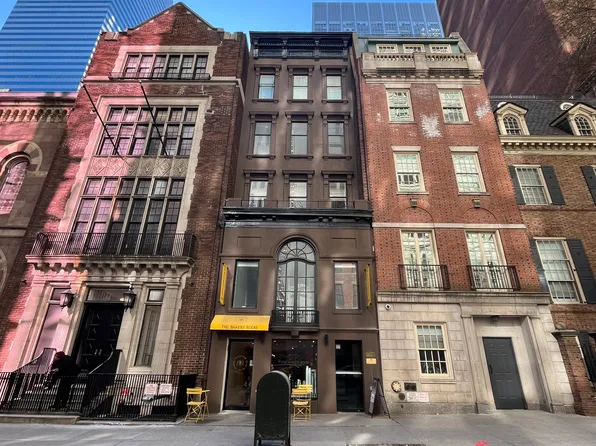 122 East 55th Street image 1 of 1