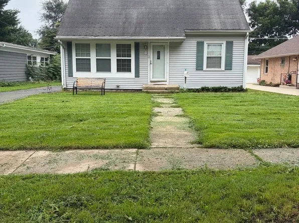 536 Fremont St, West Chicago, IL 60185