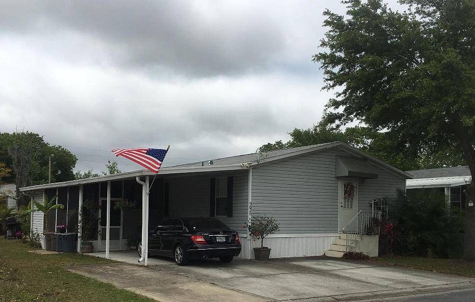 1st image of 9626 Clubhouse Ln
