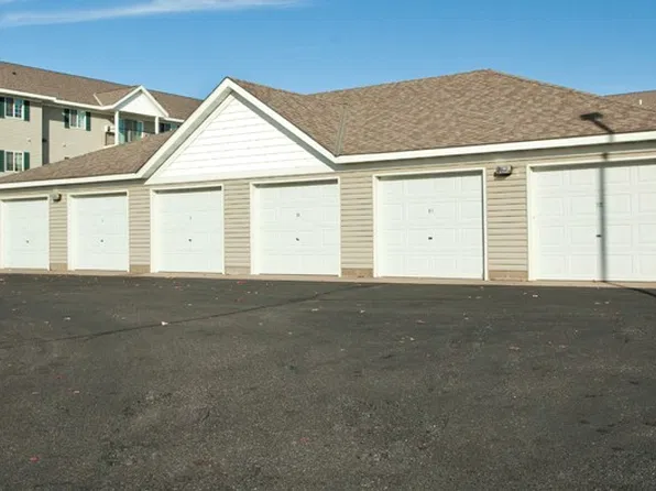 Eagle Pointe Apartments, 2550 Voyageur Pkwy #313, Hastings, MN 55033
