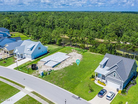 3rd image of 143 Spicer Lake Dr Lot 22